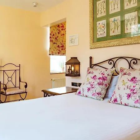 Les Jardins D'anais 4*