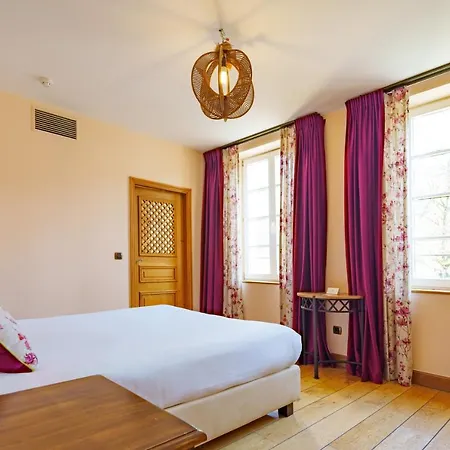 Les Jardins D'anaïs Hotel