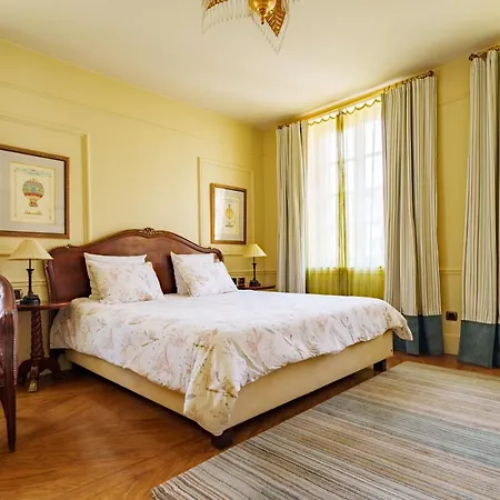 Otel Les Jardins D'anais 4*