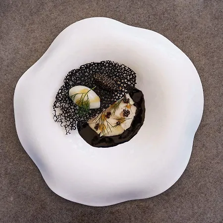 Les Jardins D'anais 호텔 4*