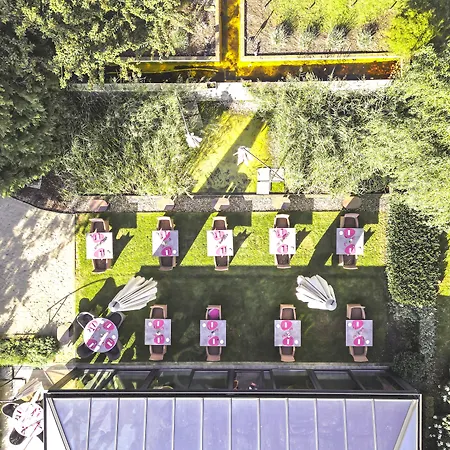 Hotel Les Jardins D'Anais 4*